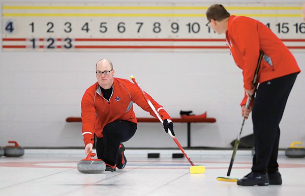s121518_bonspiel1.jpg