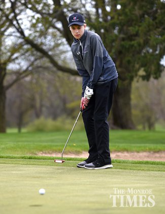 Zak Arnett