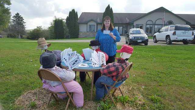sienna crest scarecrow winner