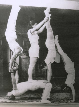 gymnast turner 02