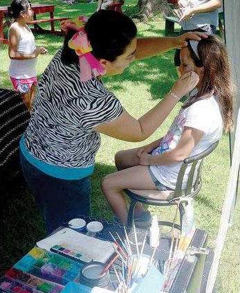 1B face painting